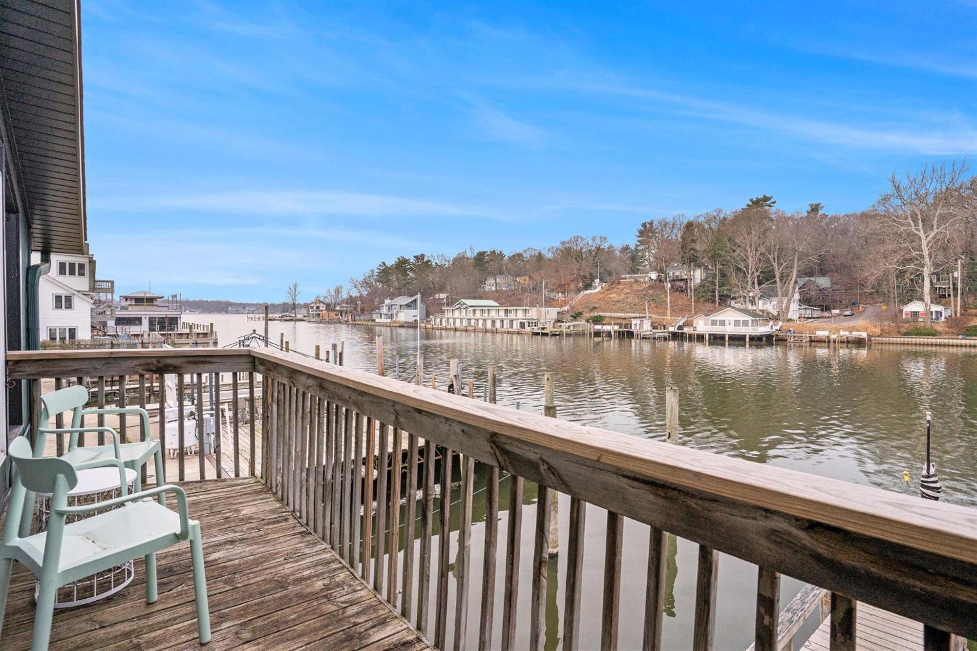 Riverside Suites - Unit A Saugatuck Exterior photo